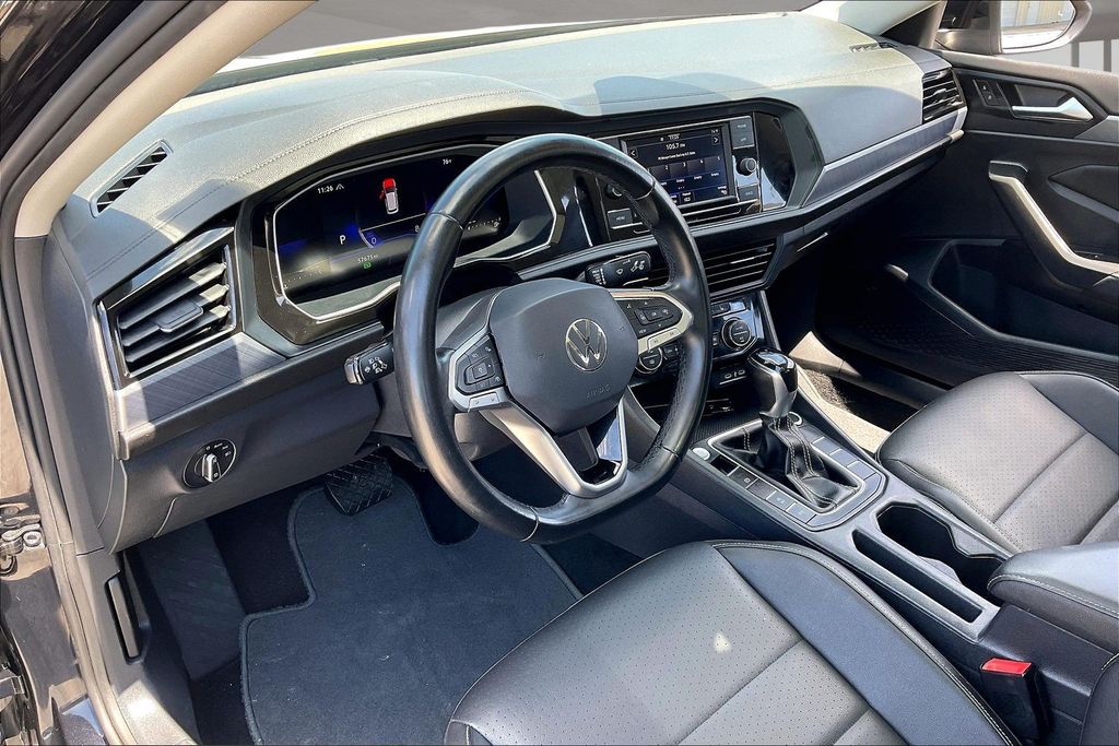 Used 2024 Volkswagen Jetta Sedan