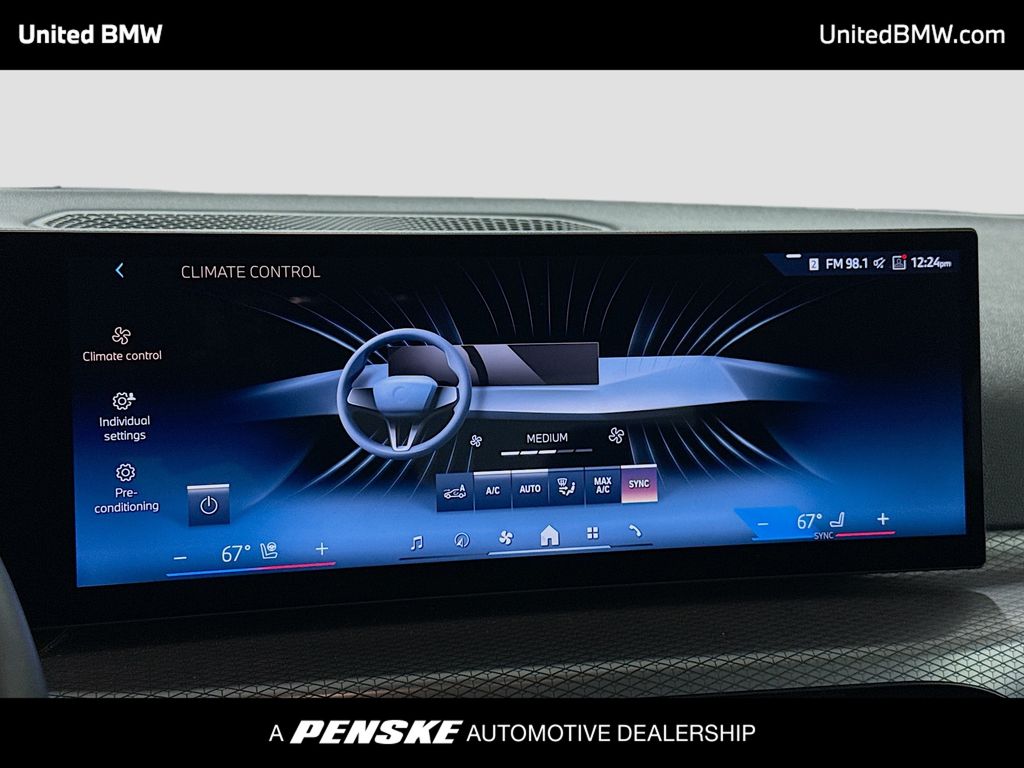 Thumbnail: 2025 BMW 4 Series - 11