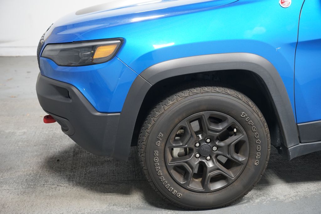 Thumbnail: 2019 Jeep Cherokee - 5