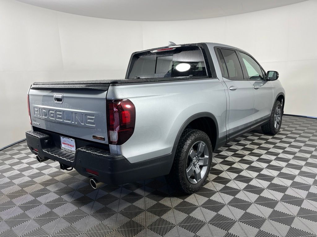 Thumbnail: 2025 Honda Ridgeline - 5