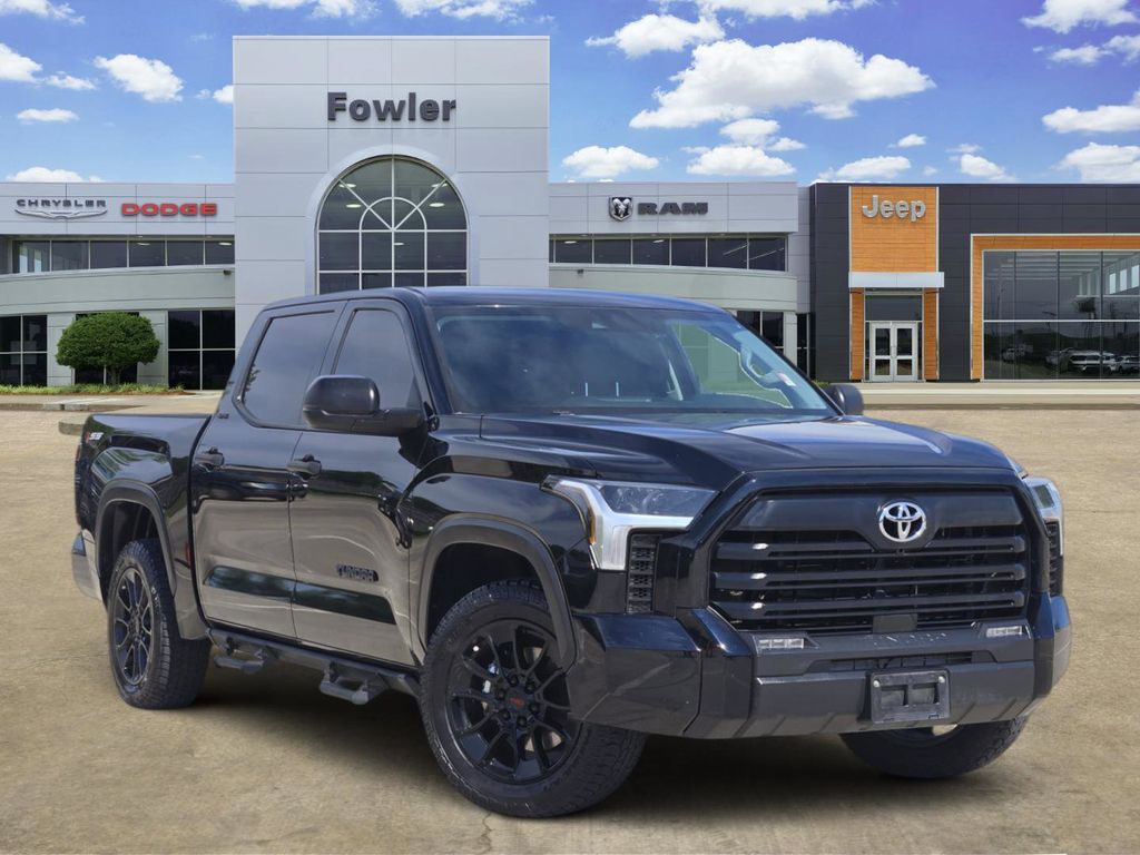 Midnight Black Metallic 2022 Toyota Tundra SR5 CrewMax Cab RWD Pickup Truck 4X2 Automatic