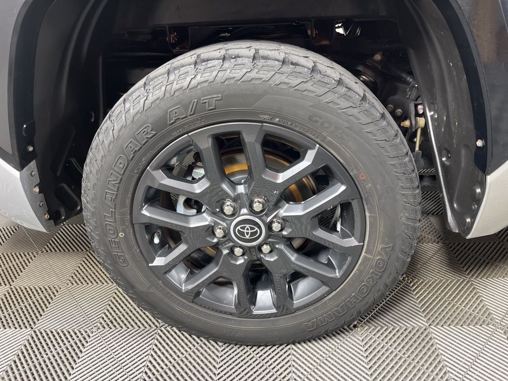 Thumbnail: 2023 Toyota Tundra - 13