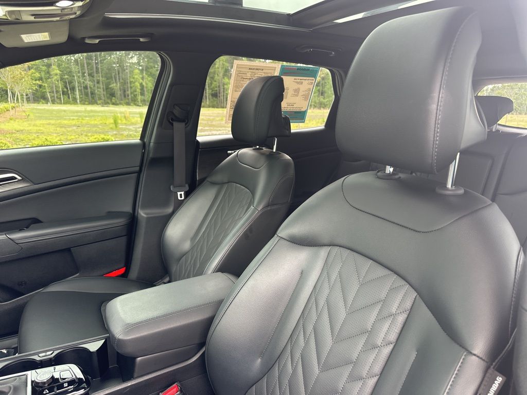 2024 Jungle Green Kia Sportage X-Line AWD SUV