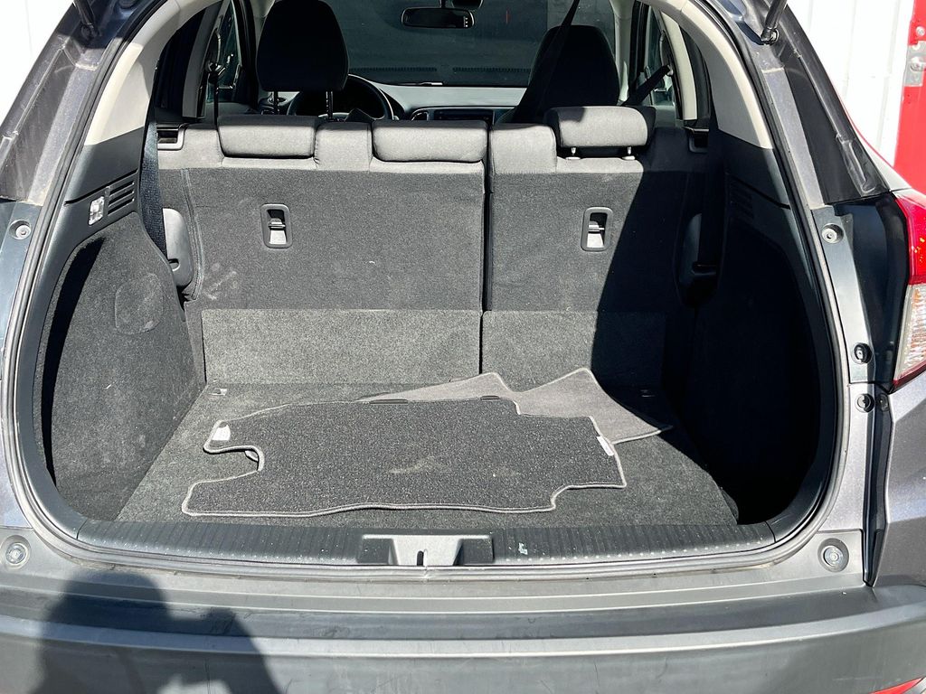 Used 2022 Gray Honda EX image 26