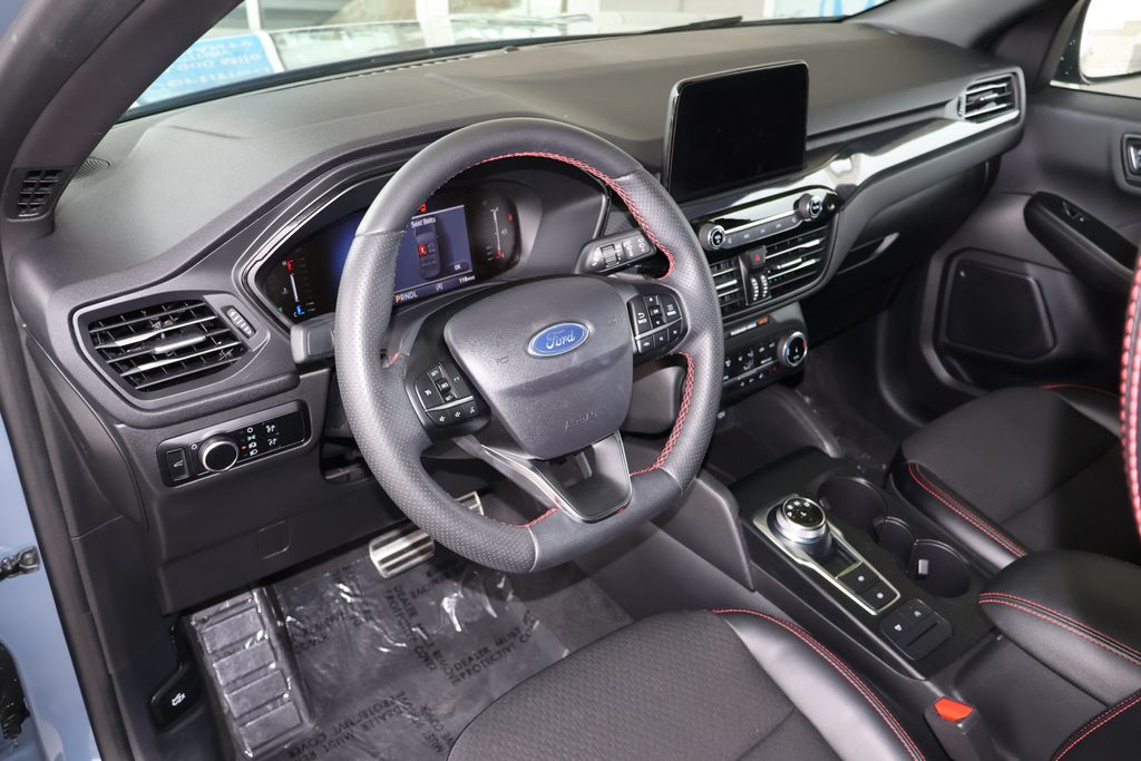 Thumbnail: 2024 Ford Escape - 9