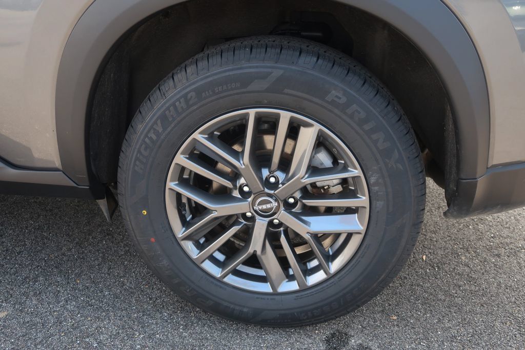 2024 Nissan Rogue S FWD