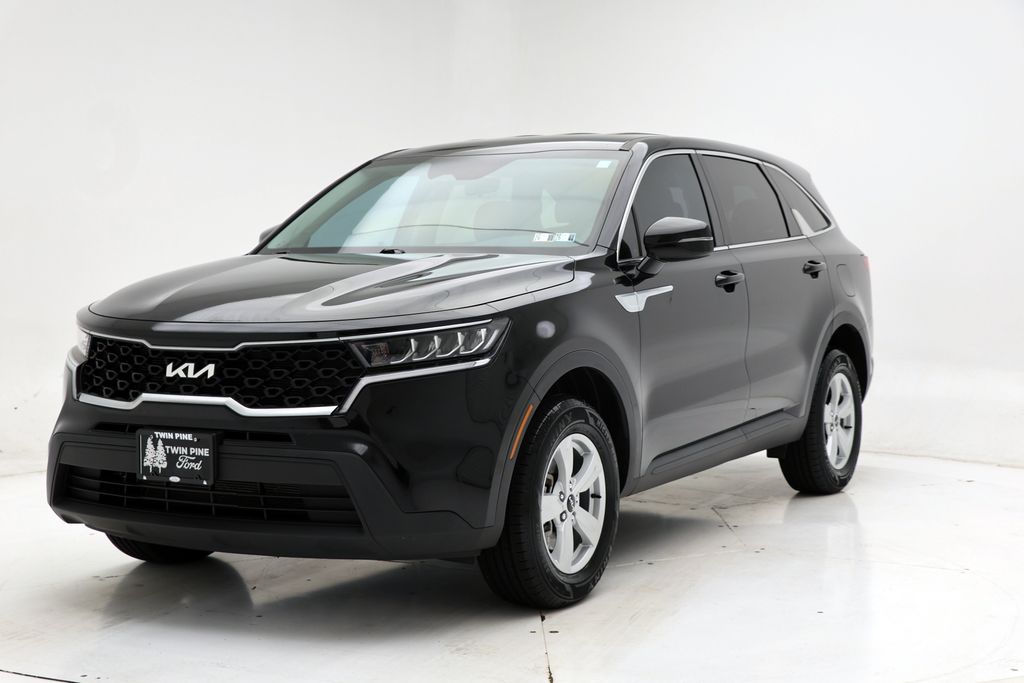 View vehicle photo 2