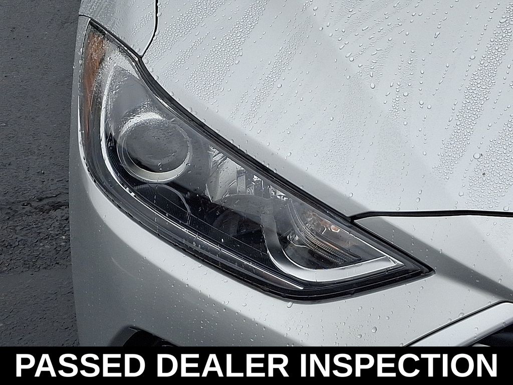 Thumbnail: 2018 Hyundai Elantra - 10