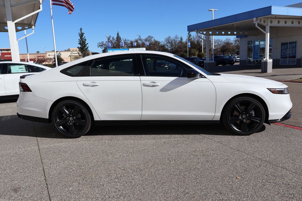Thumbnail: 2025 Honda Accord - 4