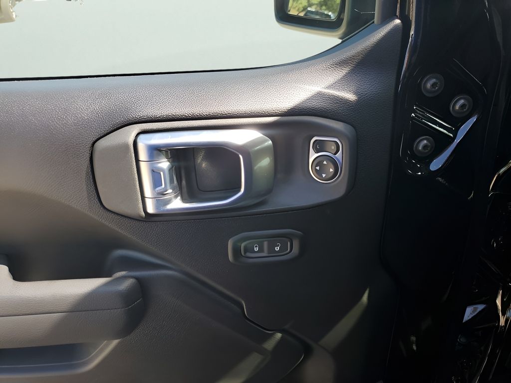 New Car 2025 Jeep Wrangler  For Sale Under $40,000 In Austin, Texas