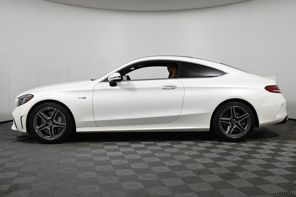 Thumbnail: 2021 Mercedes-Benz C-Class - 2