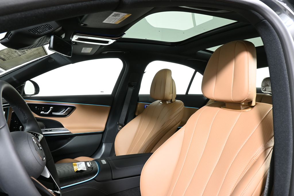 Thumbnail: 2025 Mercedes-Benz E-Class - 13