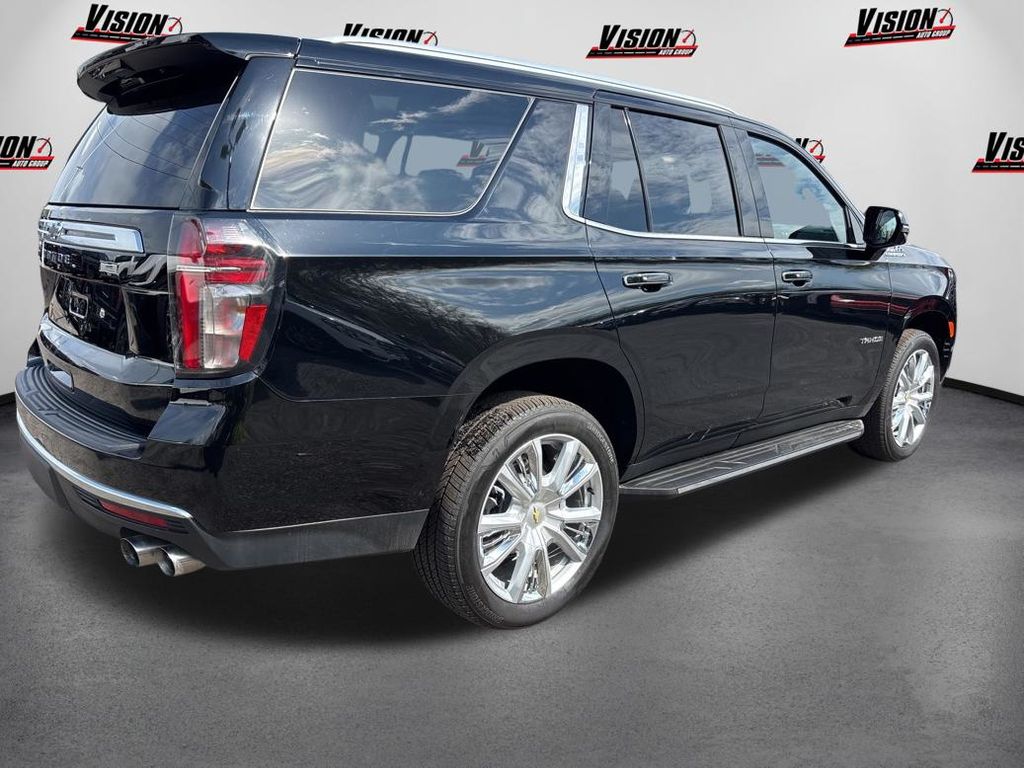 Used 2024 Black Chevrolet High Country image 5