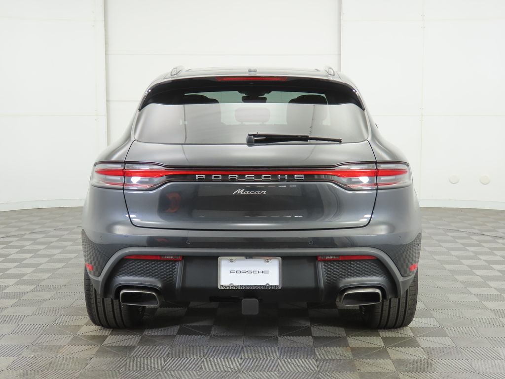Thumbnail: 2025 Porsche Macan - 6
