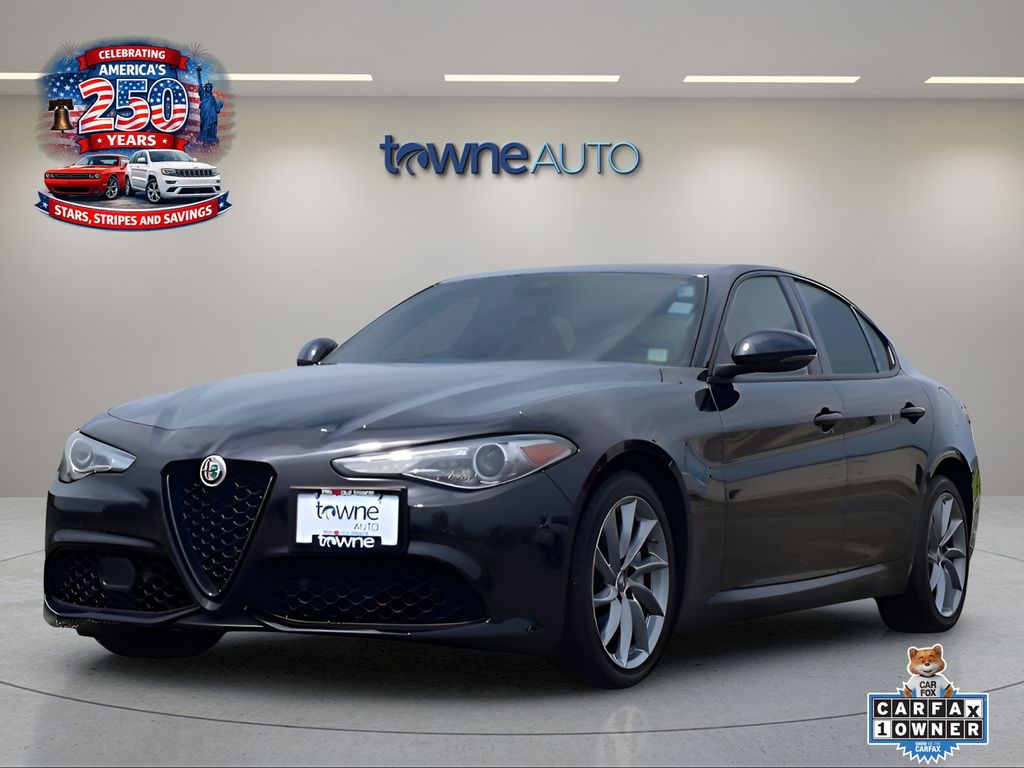 Vulcano Black Metallic 2022 Alfa Romeo Giulia Sedan All-Wheel Drive 8-Speed Automatic