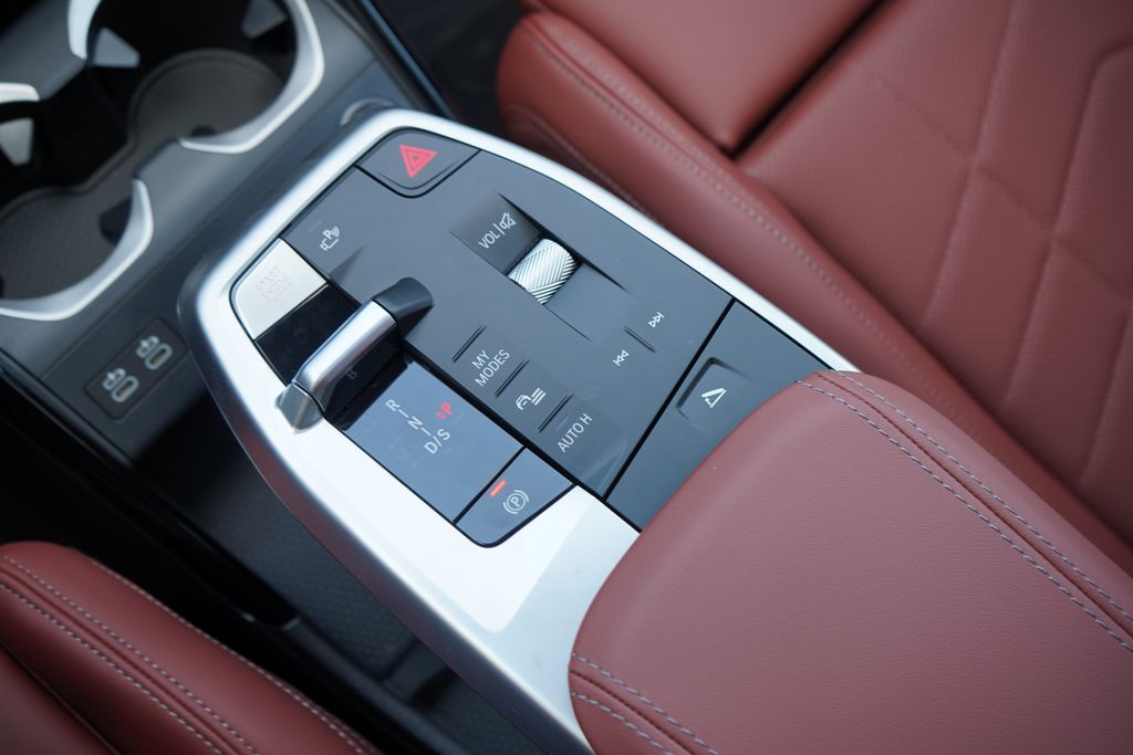 Thumbnail: 2026 BMW X1 - 19