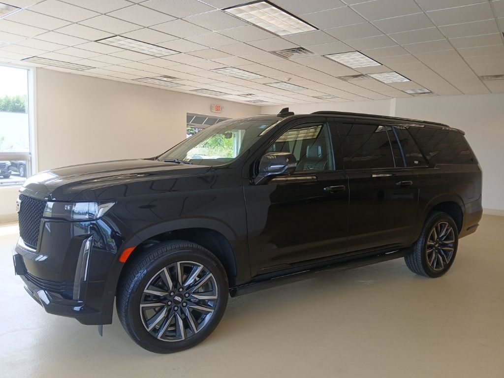 used 2022 Cadillac Escalade ESV car, priced at $73,450