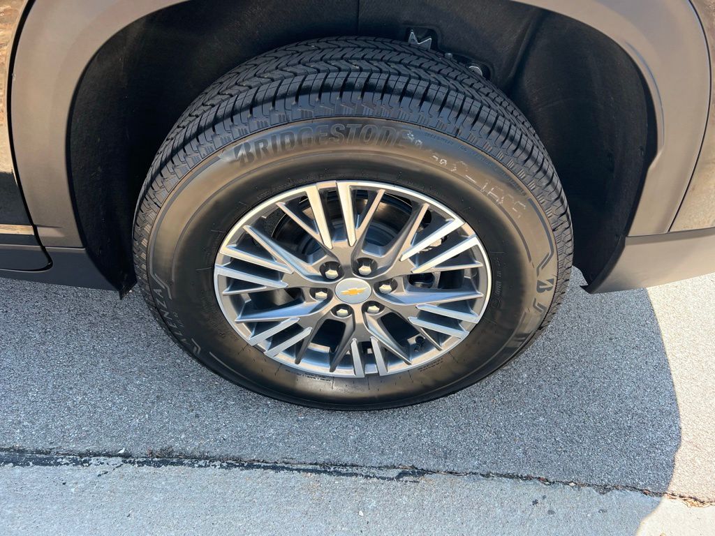 Used 2026 Chevrolet Traverse SUV