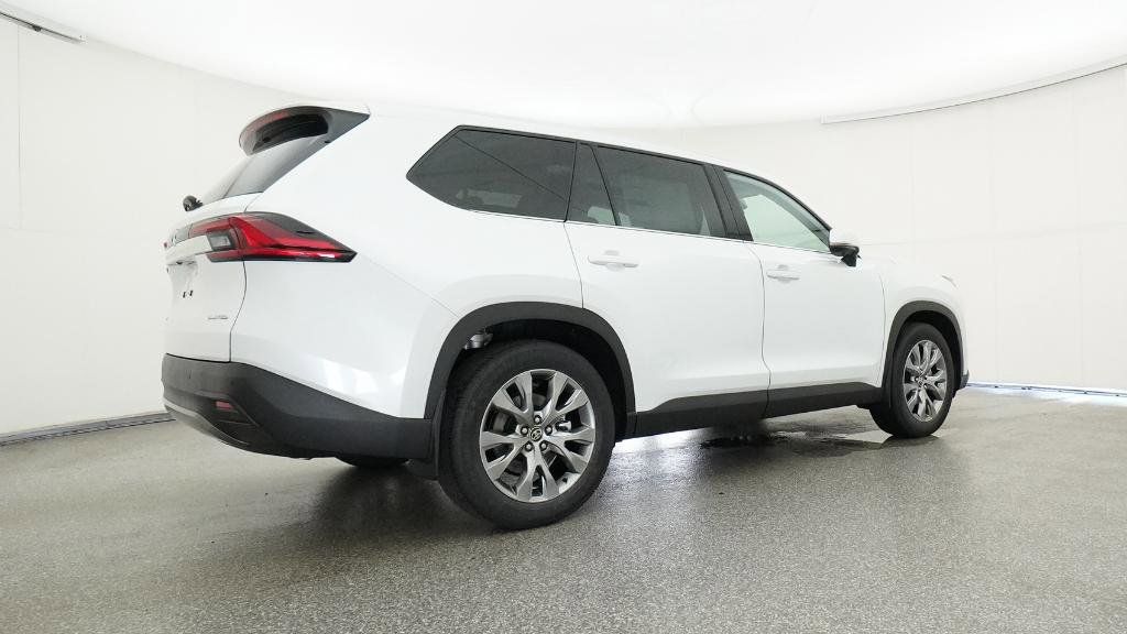 Thumbnail: 2025 Toyota Grand Highlander - 8