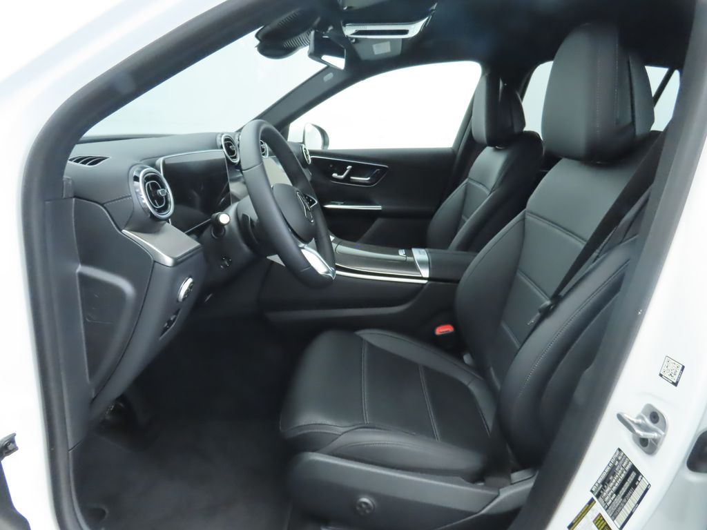 2024 Mercedes-Benz GLC 300 20