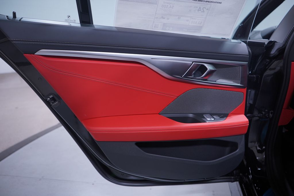 Thumbnail: 2026 BMW 8 Series - 15