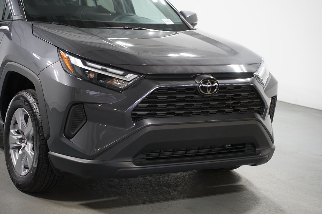 Thumbnail: 2024 Toyota RAV4 - 4