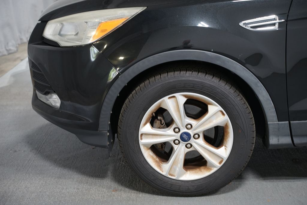 Thumbnail: 2015 Ford Escape - 5