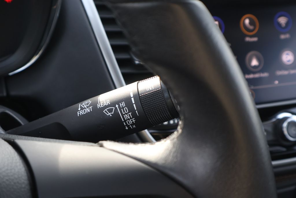 Thumbnail: 2022 Chevrolet Trax - 23