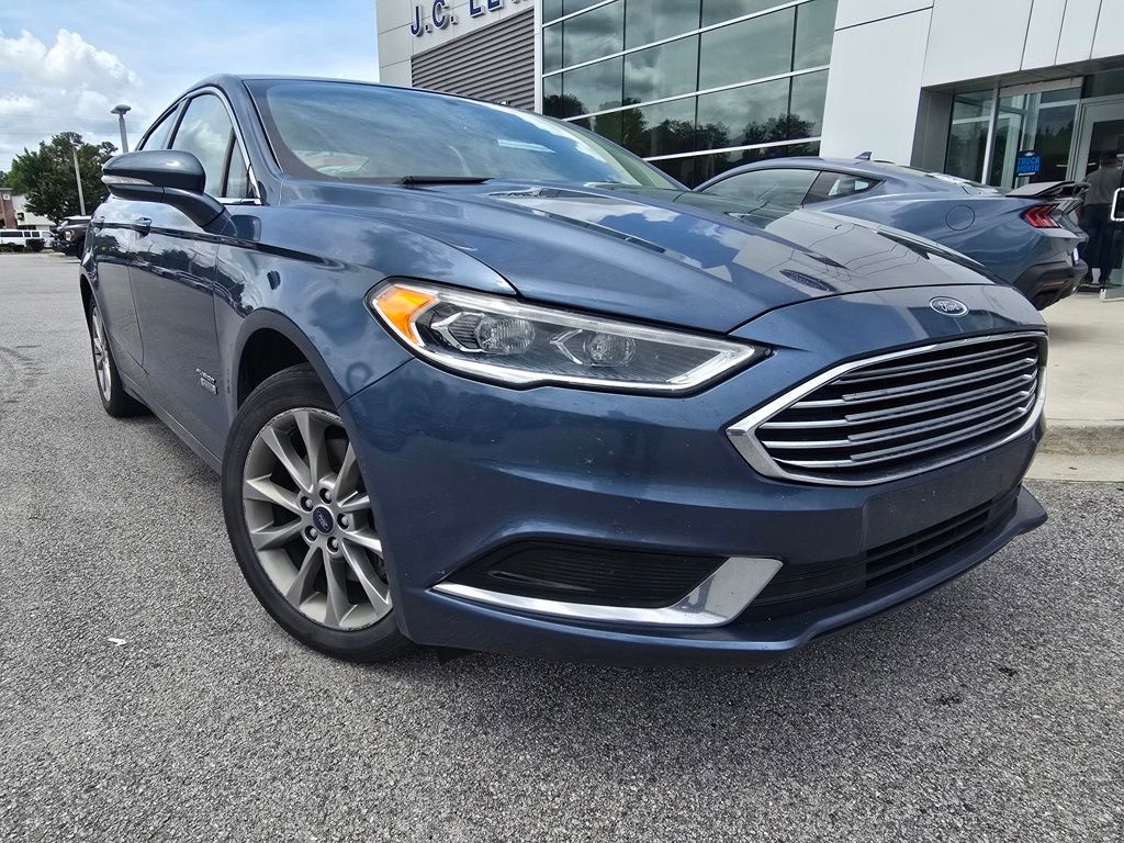 2018 Ford Fusion Plug-In Hybrid SE Luxury's photo
