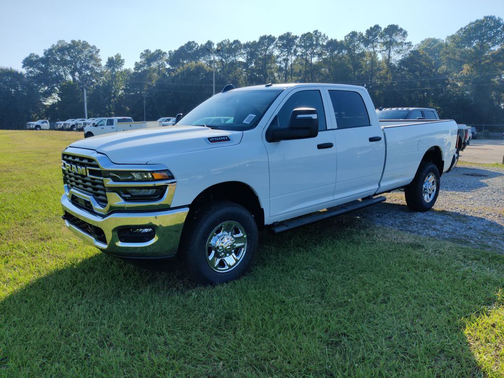 2026 RAM 2500 Tradesman Crew Cab LB 4WD