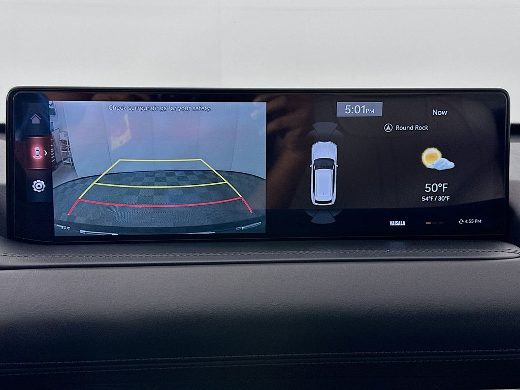 Thumbnail: 2022 Genesis GV80 - 14