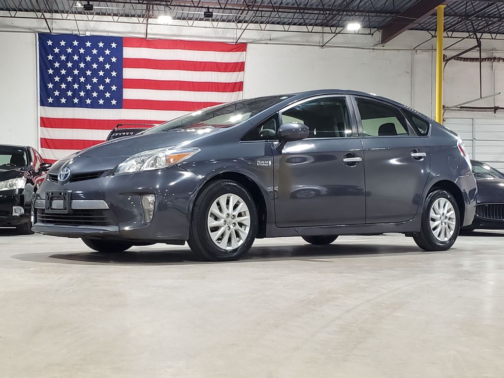2012 Toyota Prius Plug-In Hybrid FWD