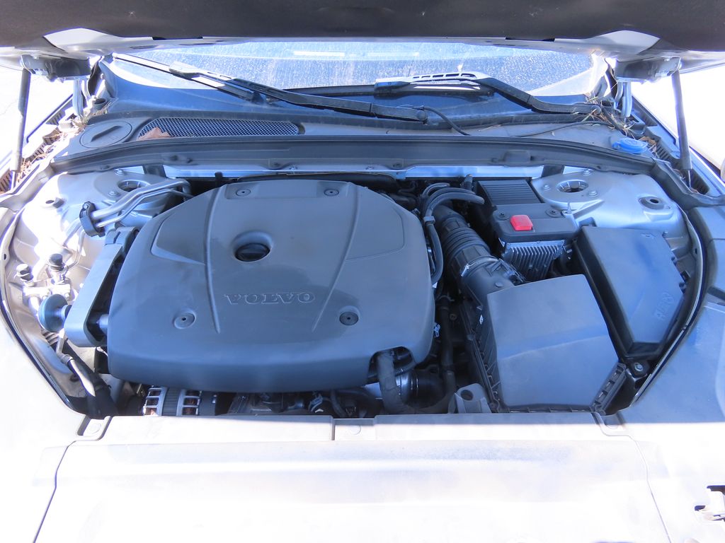 Thumbnail: 2019 Volvo V90 - 13