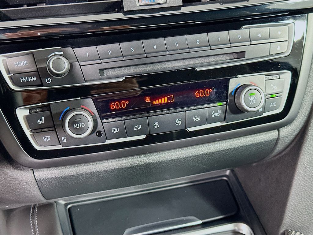 Thumbnail: 2015 BMW M4 - 16