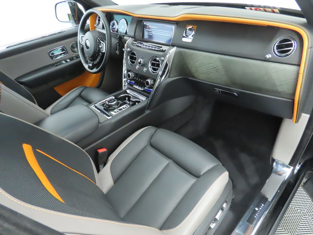 2020 Rolls-Royce Cullinan  18