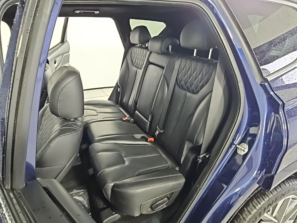 Thumbnail: 2022 Hyundai Santa Fe - 21