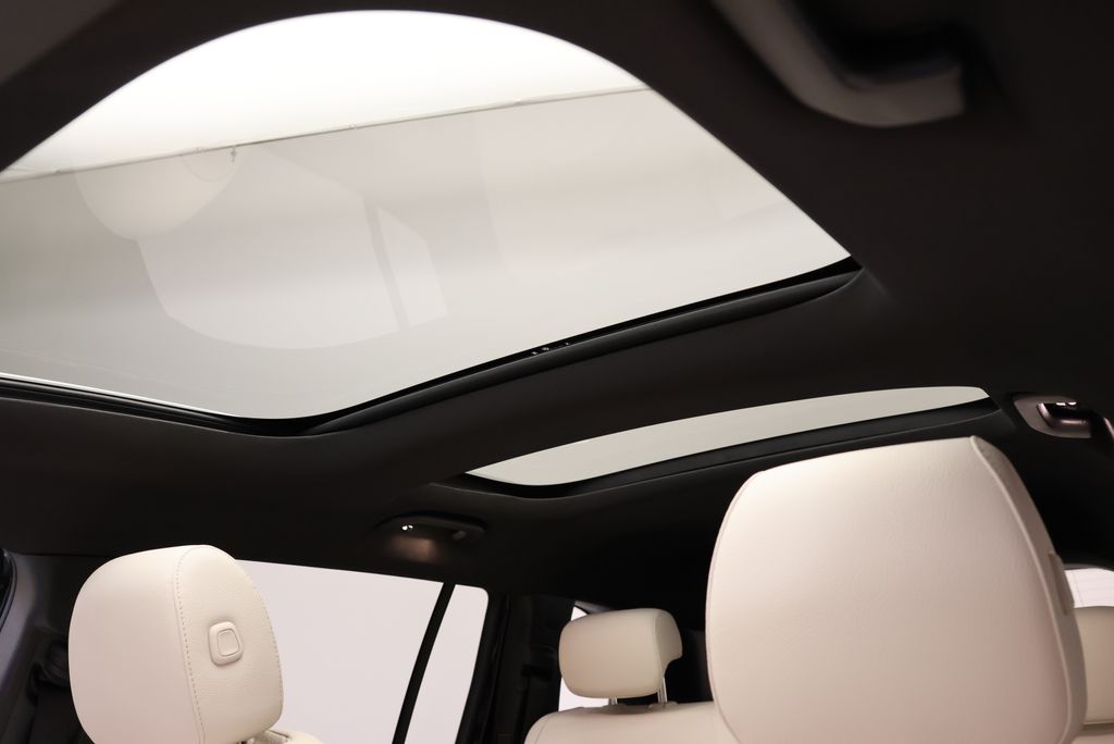 Thumbnail: 2026 Mercedes-Benz GLB - 15