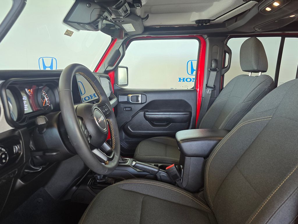 Thumbnail: 2024 Jeep Gladiator - 10
