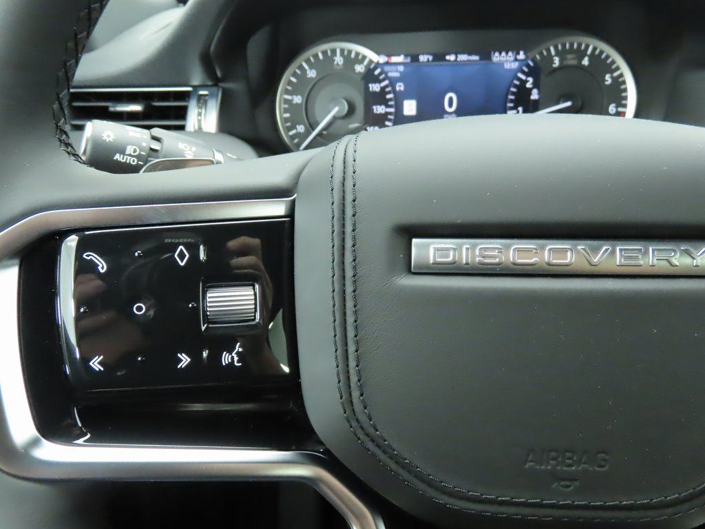 Thumbnail: 2023 Land Rover Discovery Sport - 11
