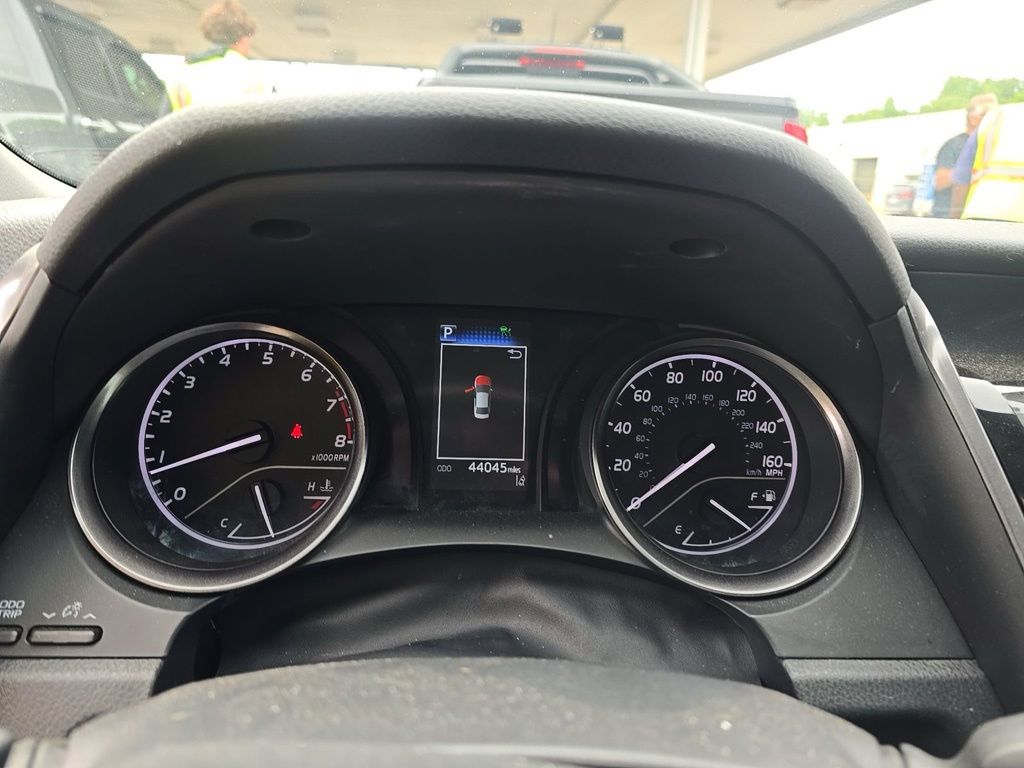 Certified Used 2021 Midnight Black Metallic Toyota SE image 4