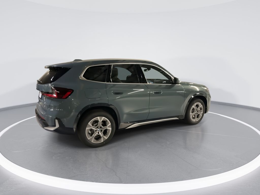 Thumbnail: 2026 BMW X1 - 8