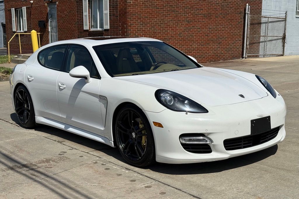 2010 Porsche Panamera 4S - Image 4