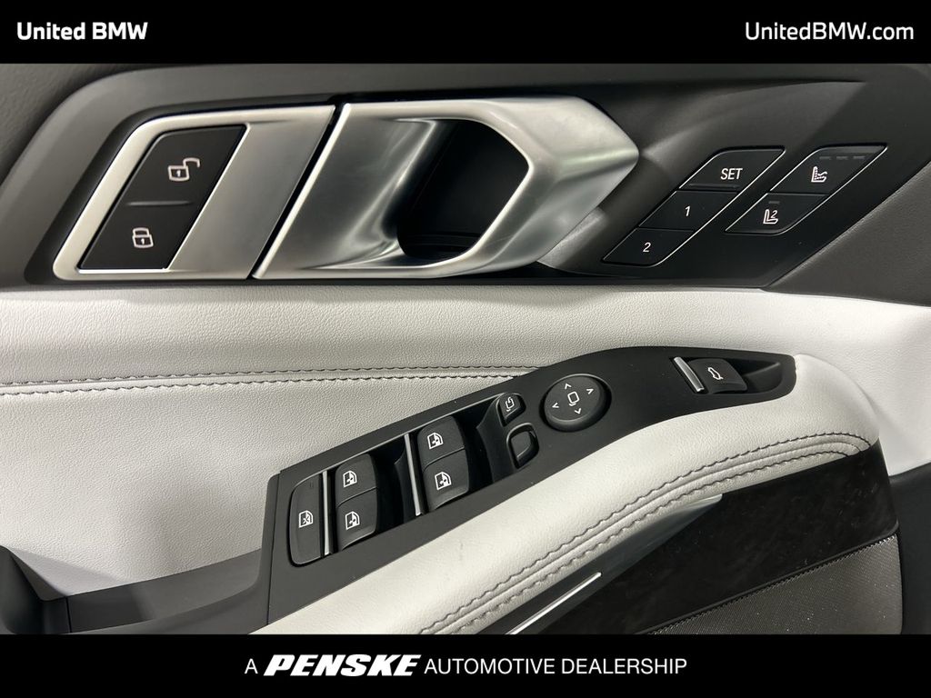 Thumbnail: 2026 BMW X5 - 11