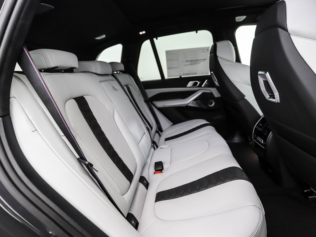 Thumbnail: 2026 BMW X5 - 25