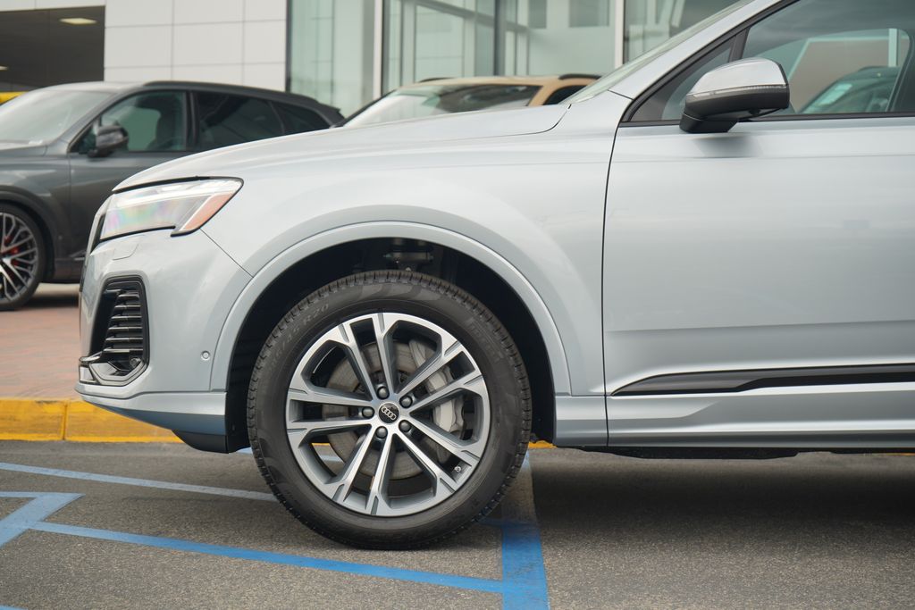 2025 Audi Q7  2