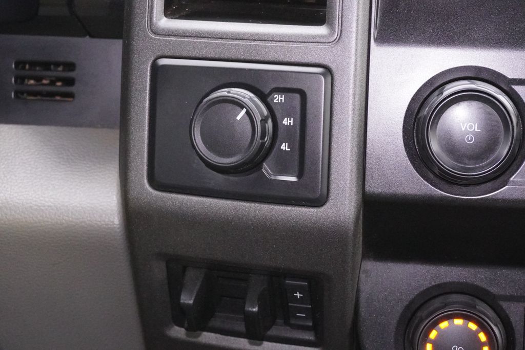 Used Car 2020 Ford F-350sd  Xl For Sale Under $50,000 In Weatherford, Texas