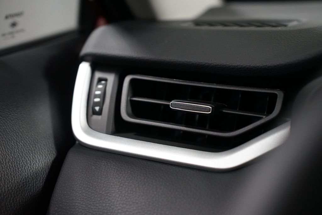 Thumbnail: 2025 Toyota RAV4 - 24