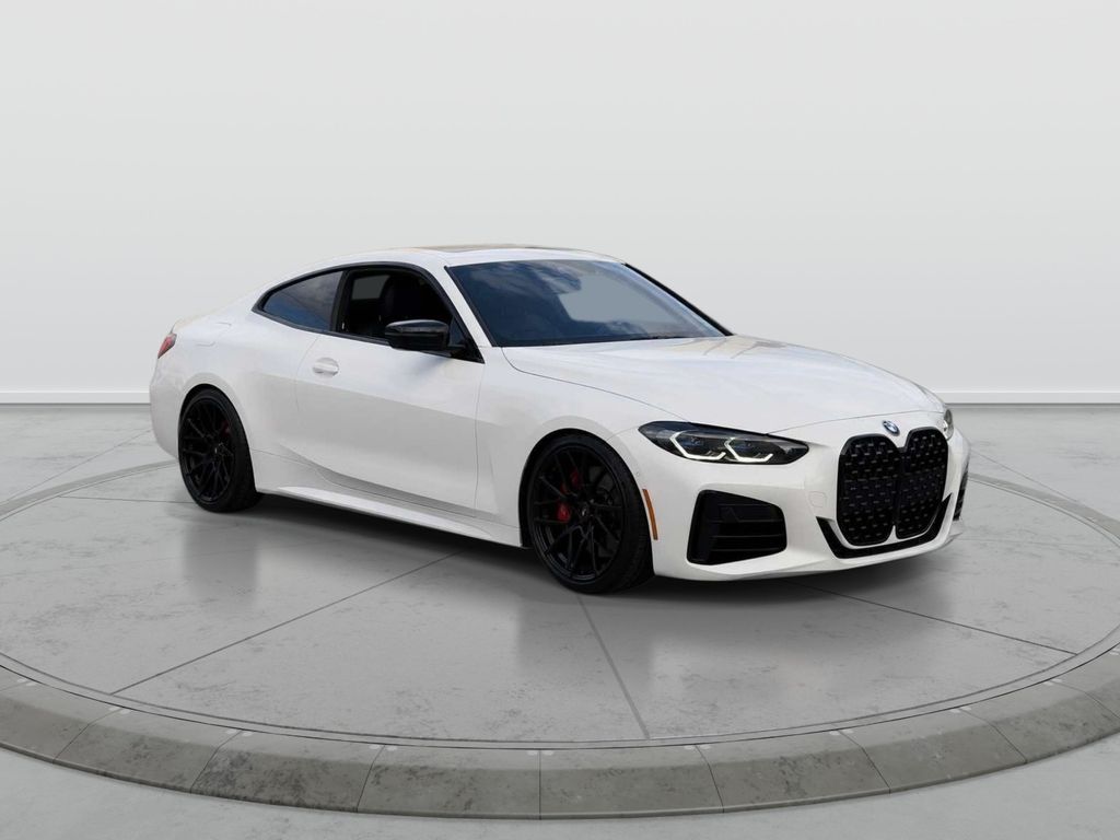 2022 BMW 4 Series M440i Coupe's photo
