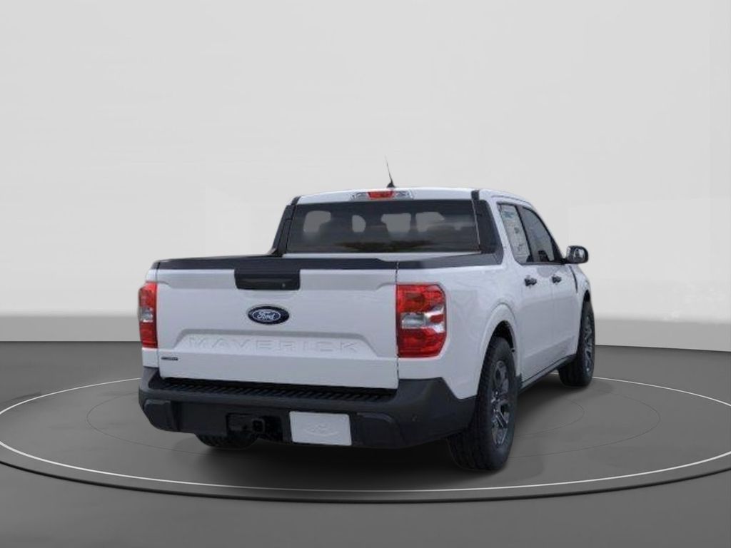New 2026 Ford Maverick XLT 4D Crew Cab