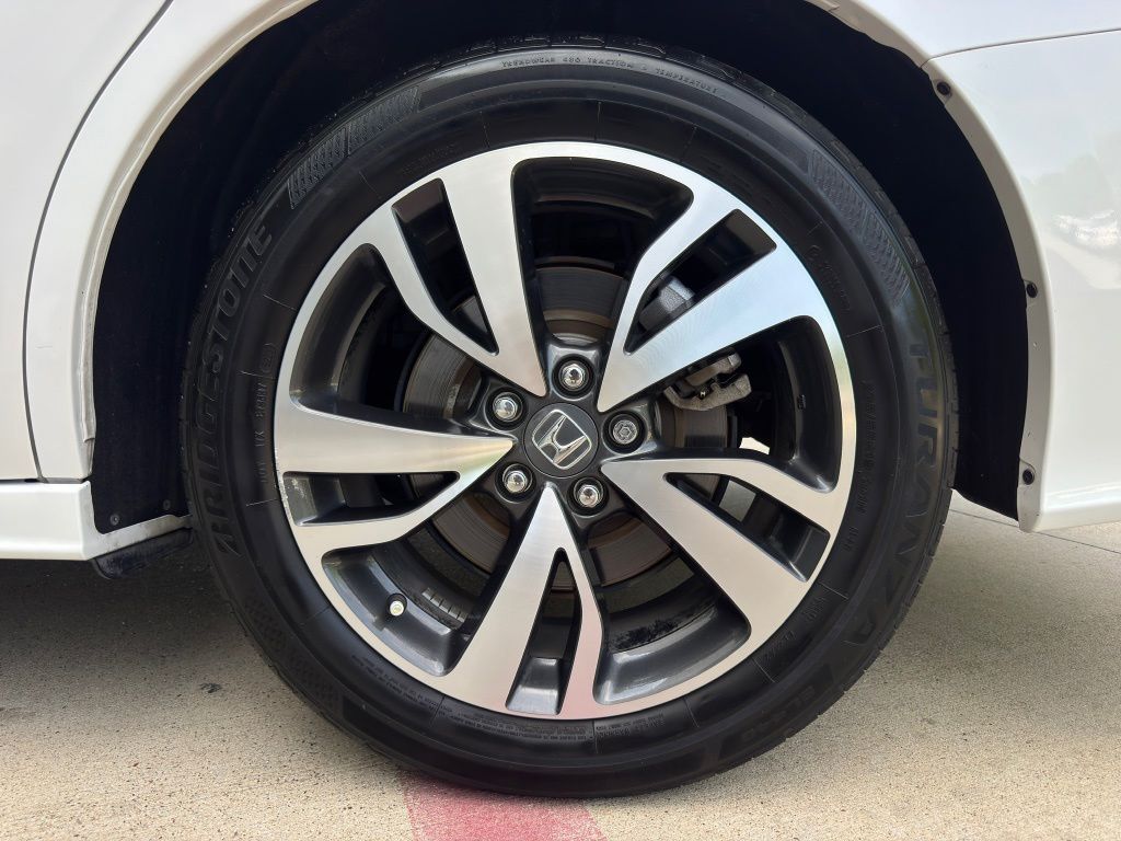 2024 Honda Odyssey Touring White at DeMontrond Ford
